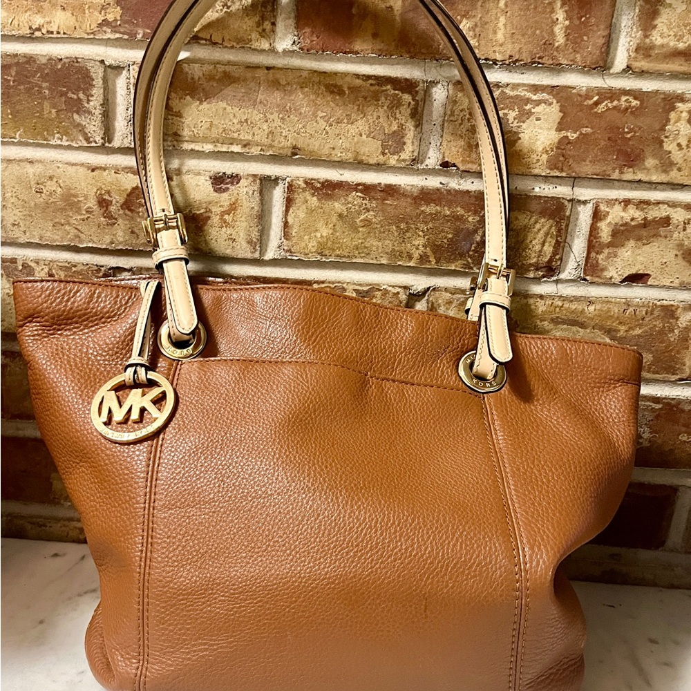 Michael Kors Pebble Leather Tote
